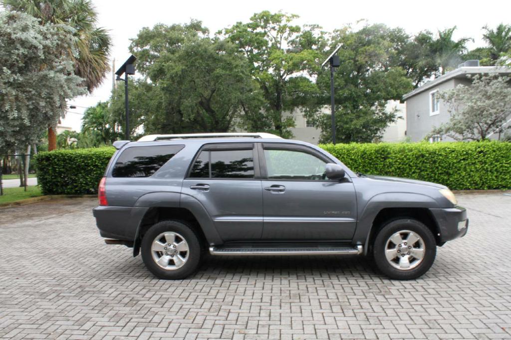 Photo 5 of this TOYOTA 4RUNNER