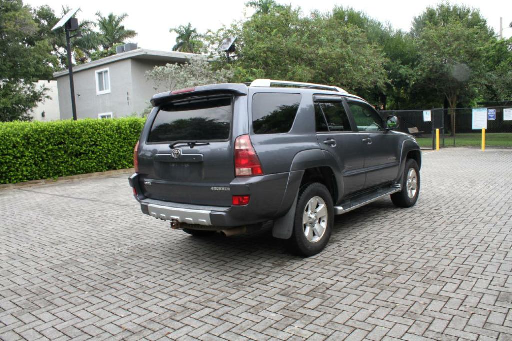 Photo 6 of this TOYOTA 4RUNNER