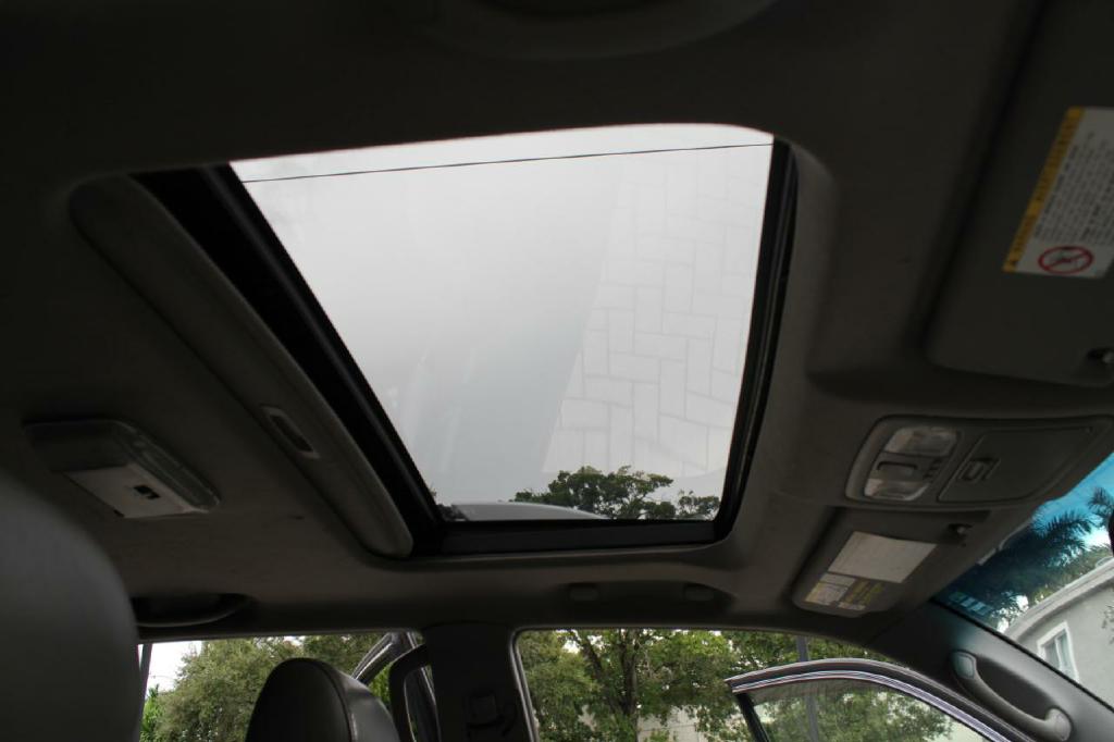 Photo 16 of this TOYOTA 4RUNNER