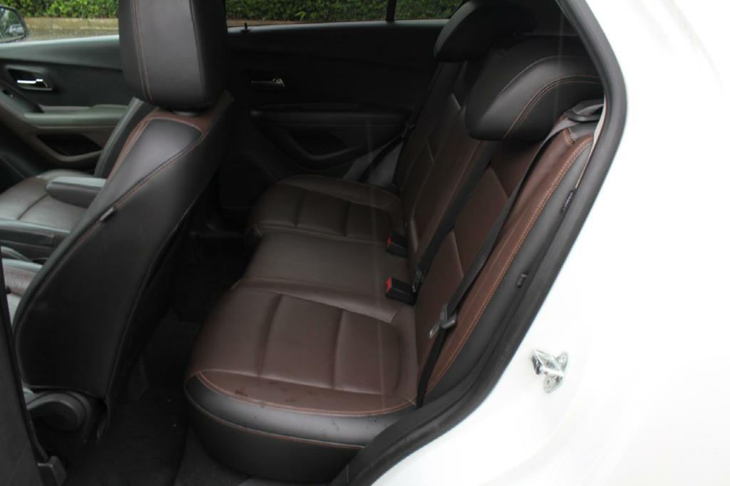 Photo 10 of this CHEVROLET TRAX