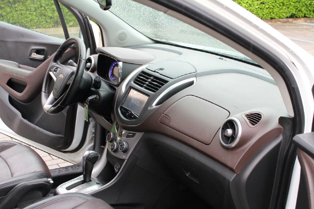 Photo 13 of this CHEVROLET TRAX
