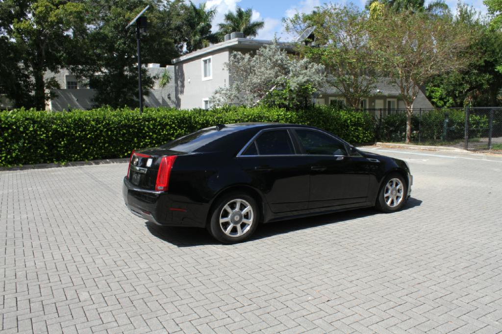 Photo 6 of this CADILLAC CTS