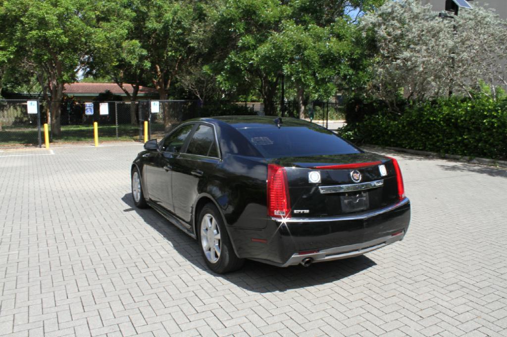 Photo 8 of this CADILLAC CTS