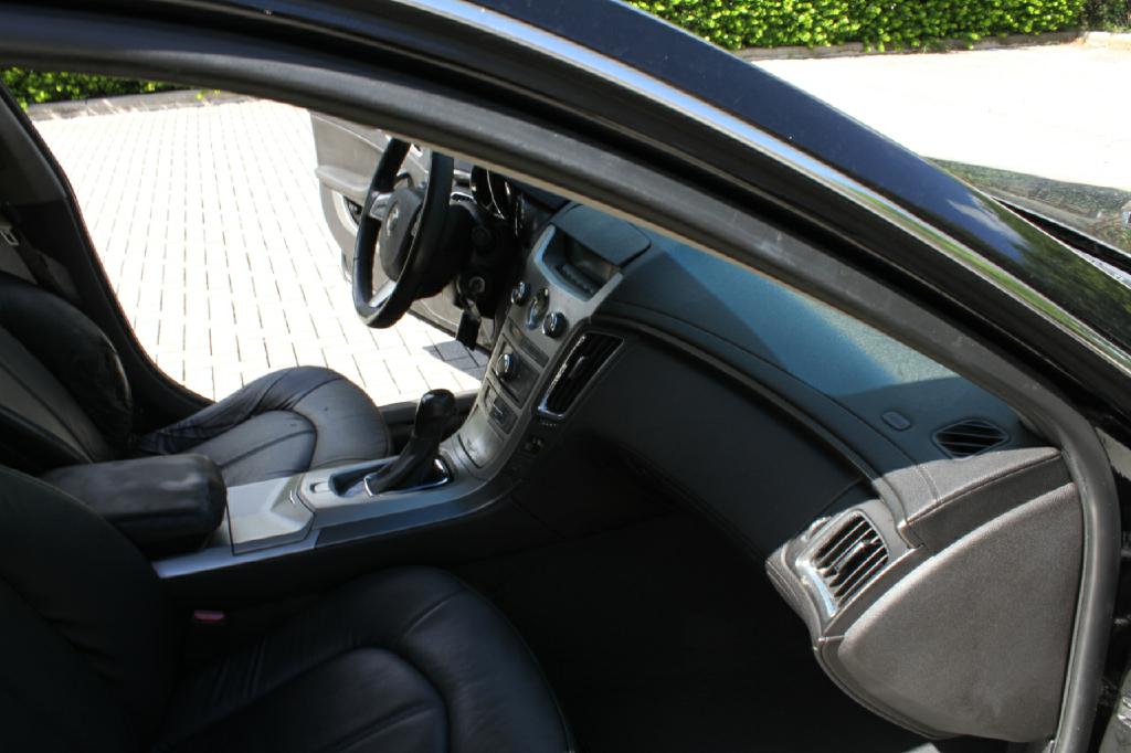 Photo 13 of this CADILLAC CTS