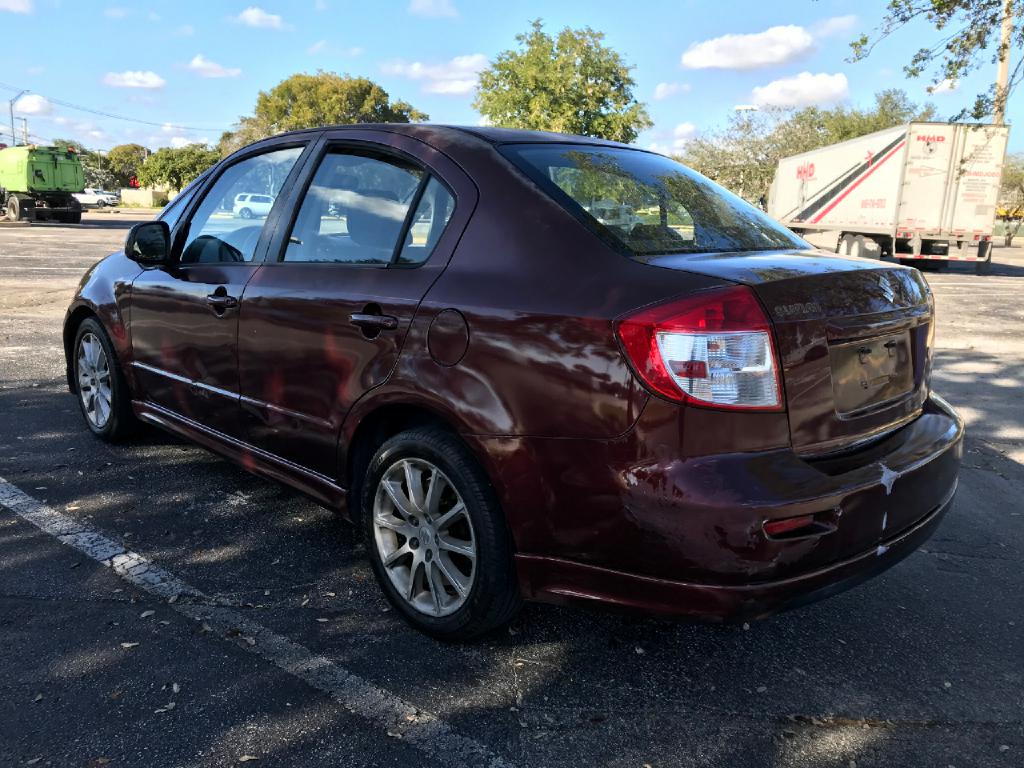 Photo 5 of this SUZUKI SX4 SPORT
