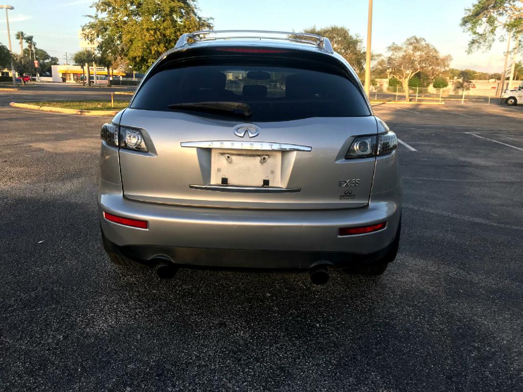 Photo 7 of this INFINITI FX