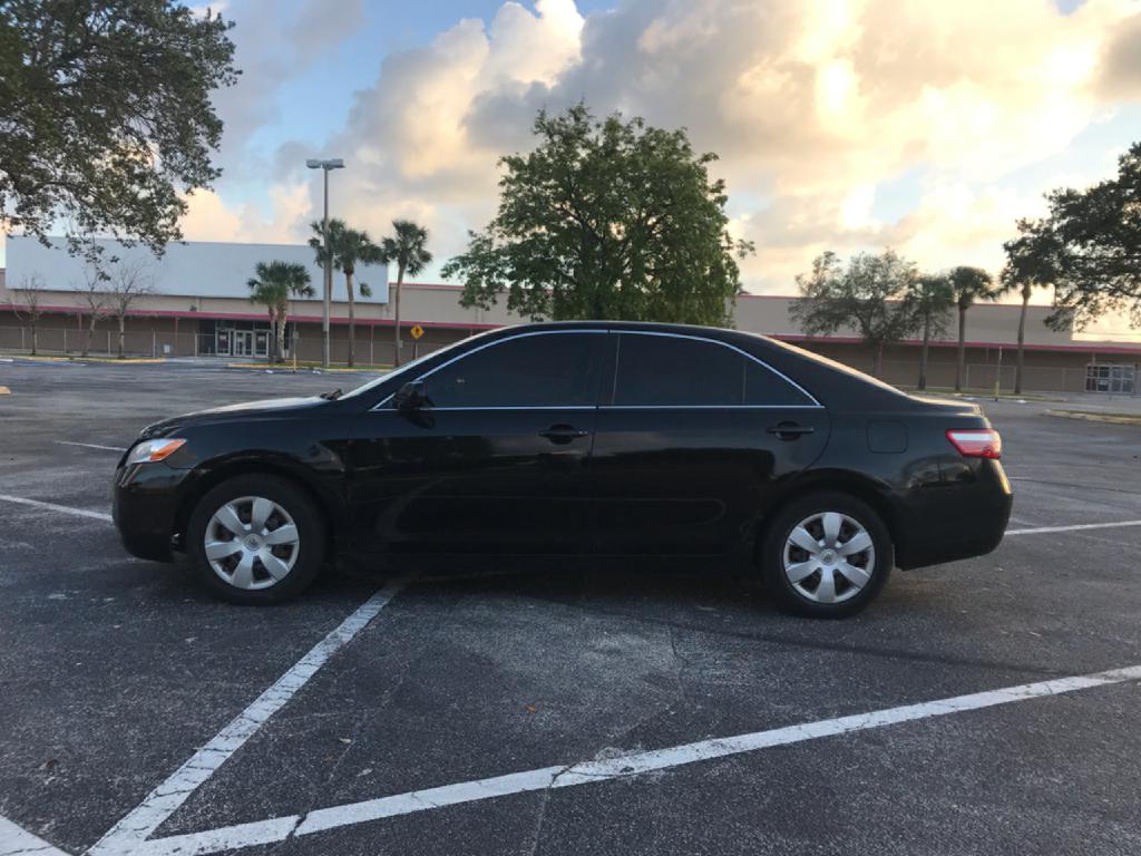 Photo 2 of this TOYOTA CAMRY