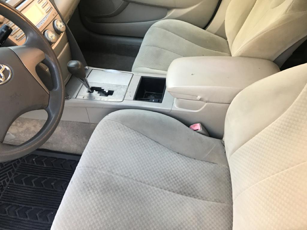Photo 9 of this TOYOTA CAMRY