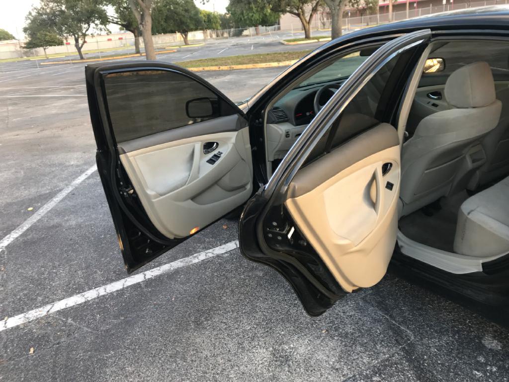 Photo 11 of this TOYOTA CAMRY