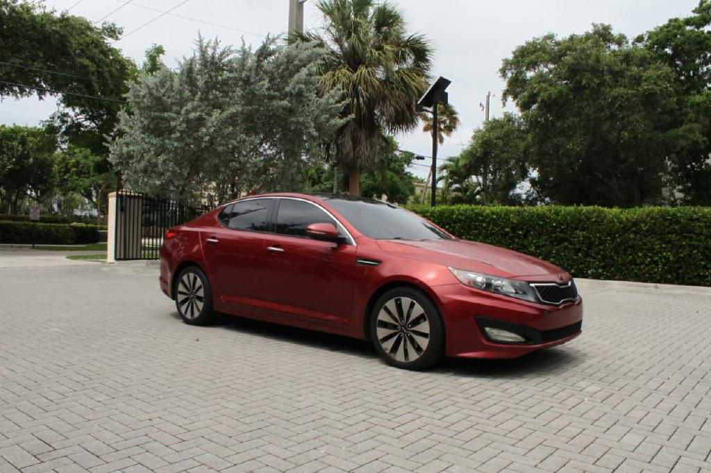 Photo 4 of this KIA OPTIMA