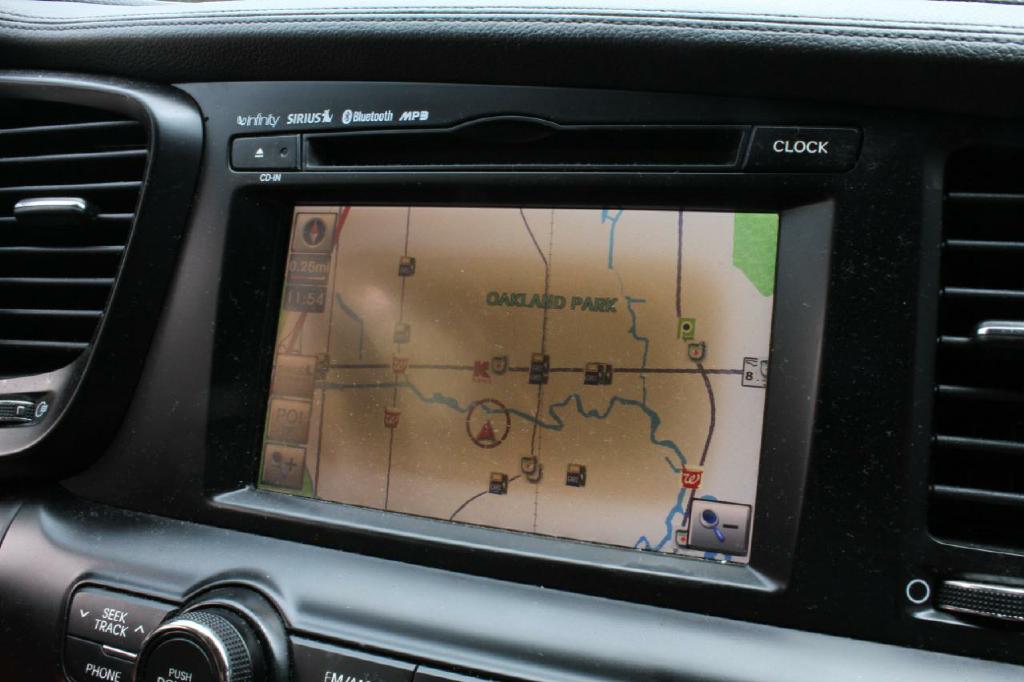 Photo 15 of this KIA OPTIMA