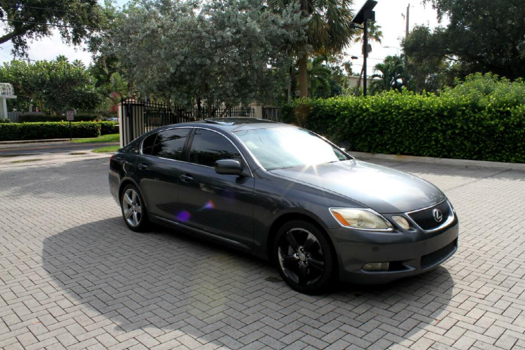 Photo 4 of this LEXUS GS