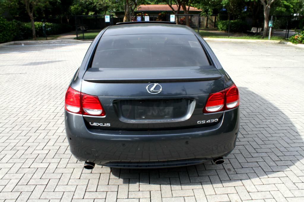 Photo 7 of this LEXUS GS