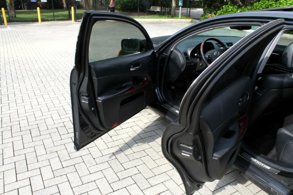 Photo 11 of this LEXUS GS