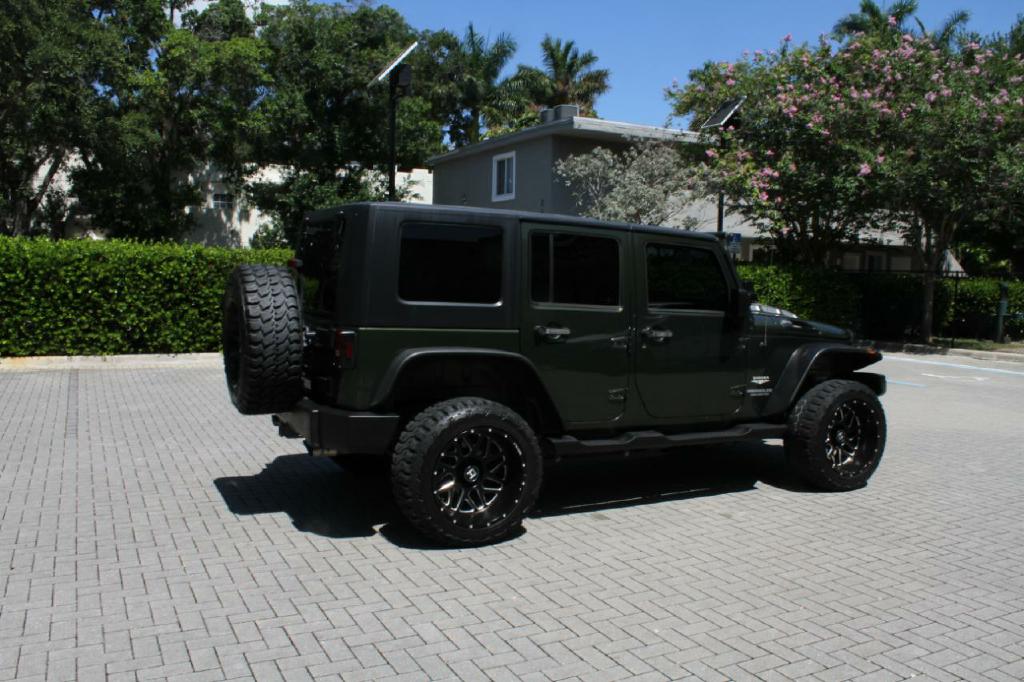 Photo 6 of this JEEP WRANGLER