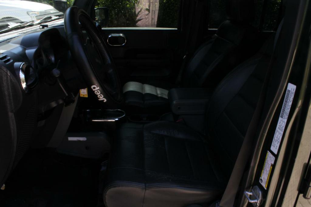 Photo 8 of this JEEP WRANGLER