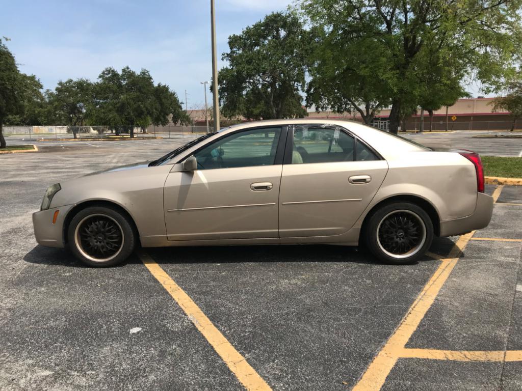 Photo 2 of this CADILLAC CTS