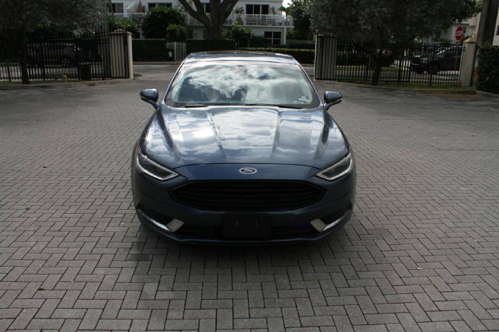 Photo 3 of this FORD FUSION ENERGI