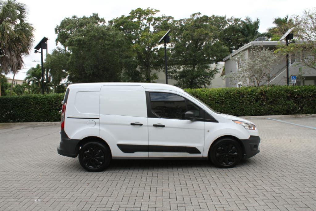 Photo 5 of this FORD TRANSIT CONNECT