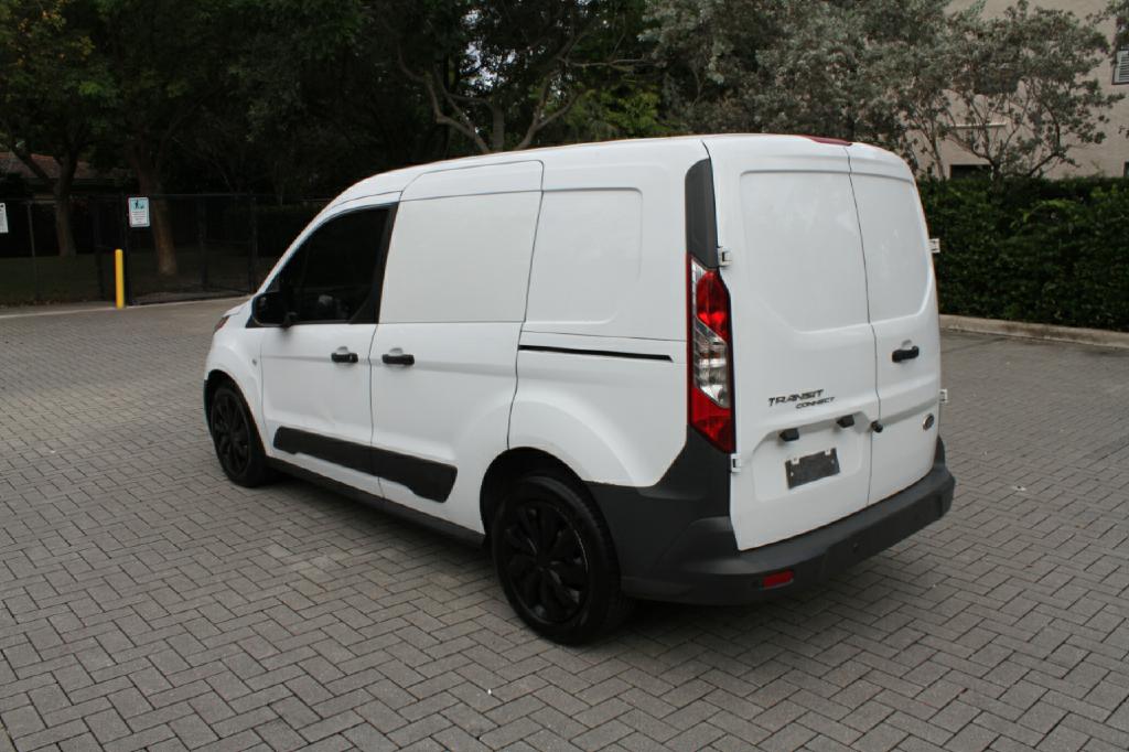 Photo 8 of this FORD TRANSIT CONNECT