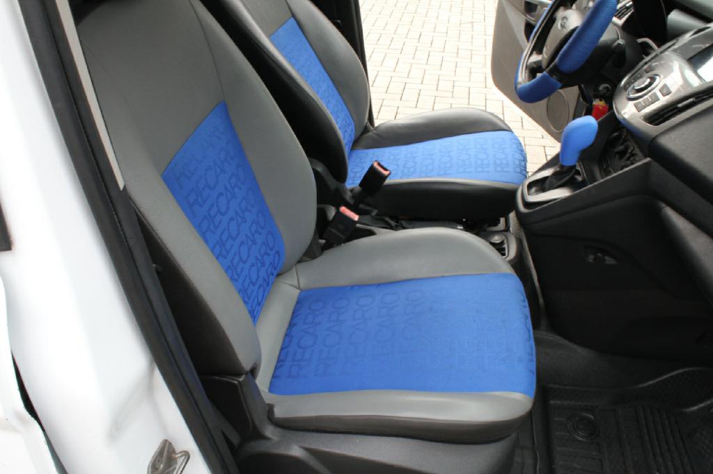 Photo 15 of this FORD TRANSIT CONNECT