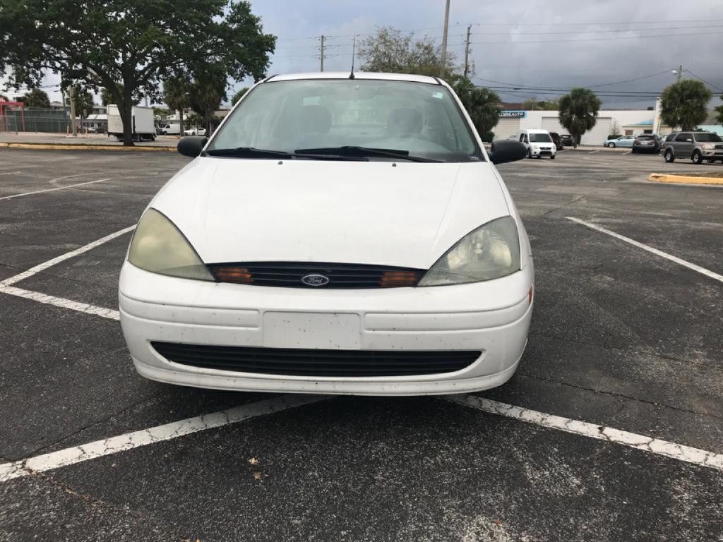 Photo 3 of this FORD FOCUS