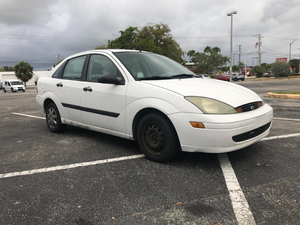 Photo 4 of this FORD FOCUS