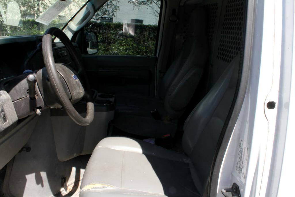 Photo 8 of this FORD ECONOLINE