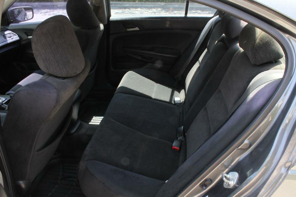 Photo 10 of this HONDA ACCORD