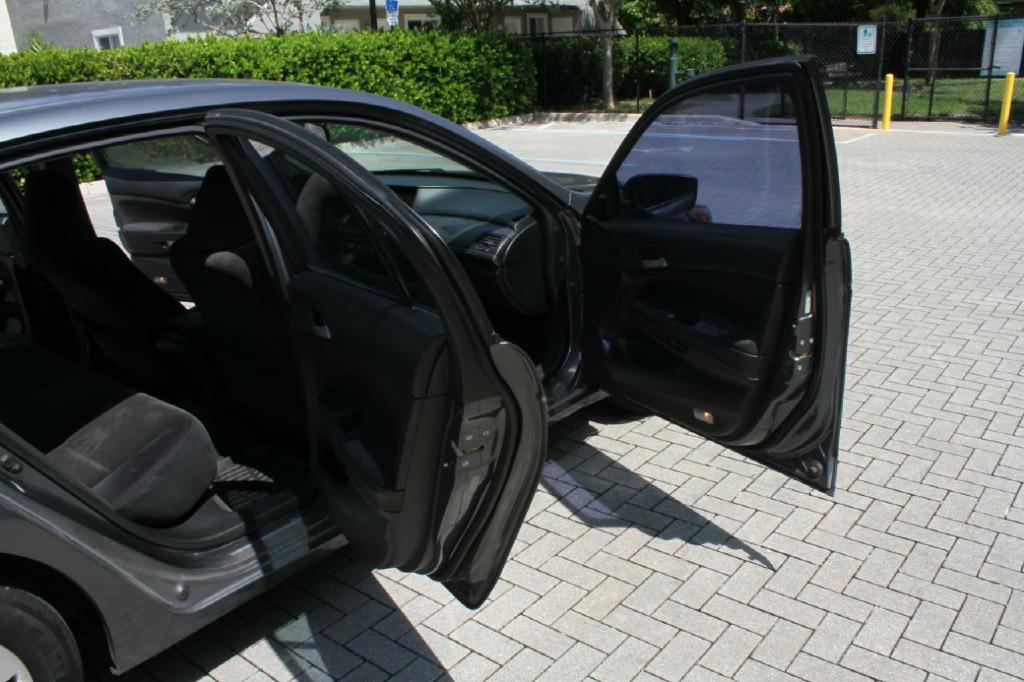 Photo 12 of this HONDA ACCORD