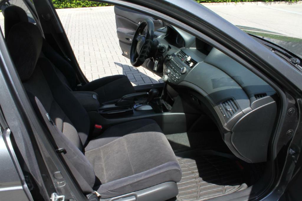 Photo 14 of this HONDA ACCORD