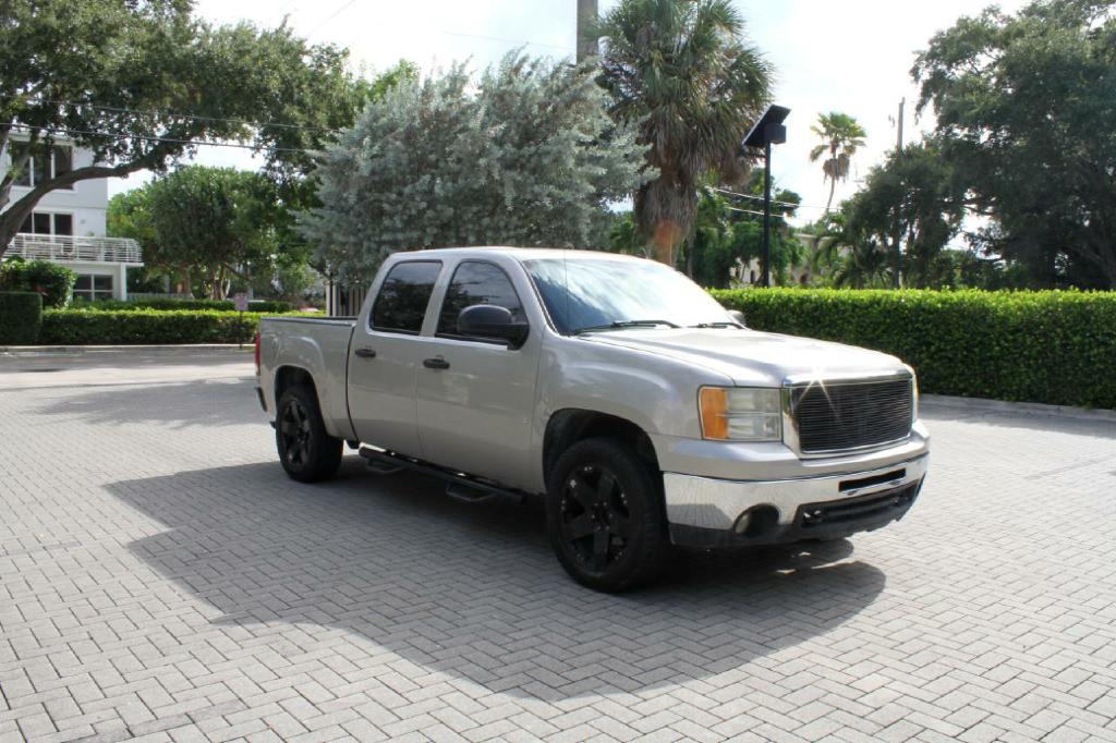 Photo 4 of this GMC SIERRA 1500