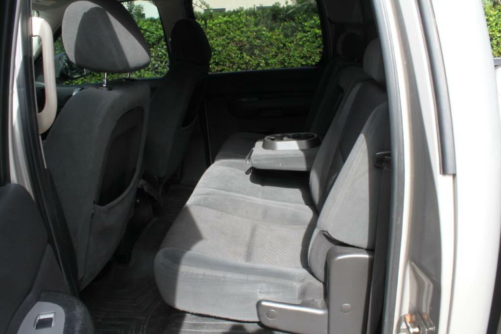 Photo 10 of this GMC SIERRA 1500