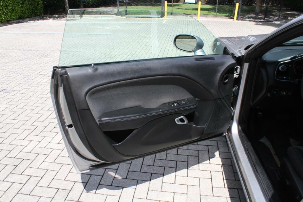 Photo 10 of this DODGE CHALLENGER