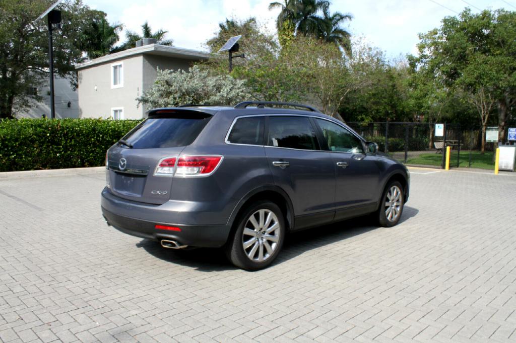 Photo 5 of this MAZDA CX-9