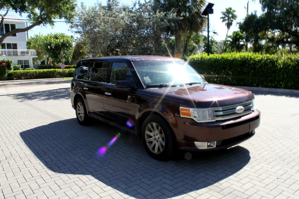 Photo 4 of this FORD FLEX