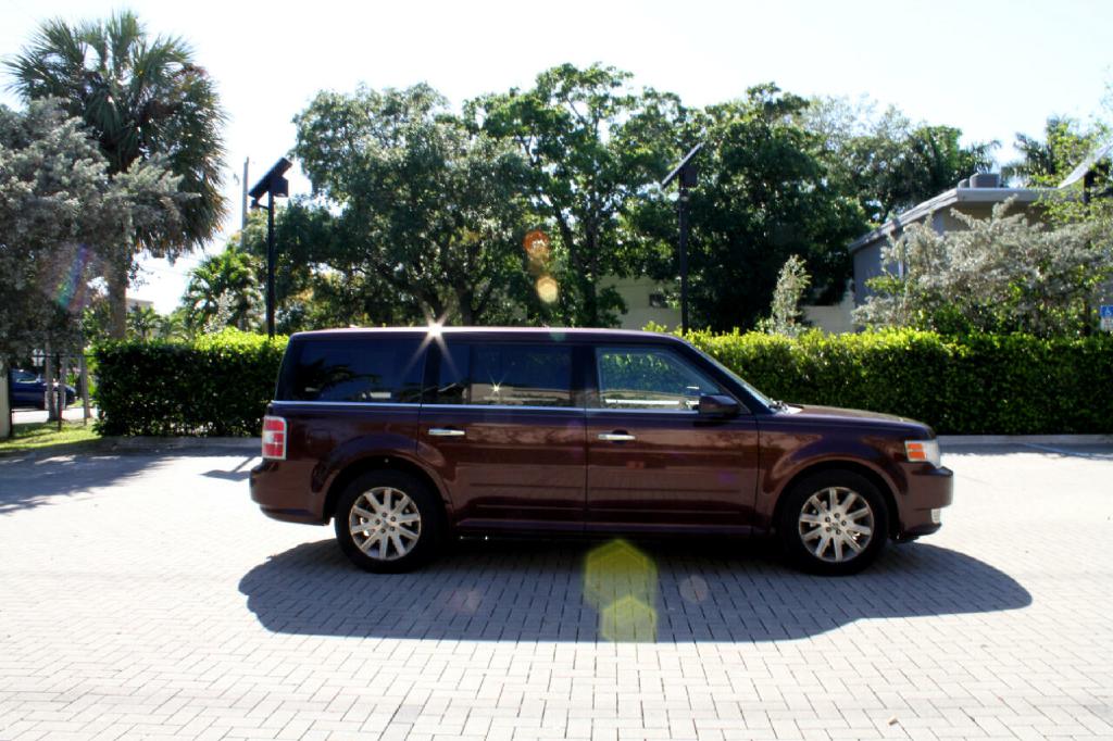 Photo 5 of this FORD FLEX
