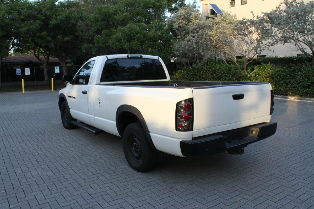 Photo 7 of this DODGE RAM 1500