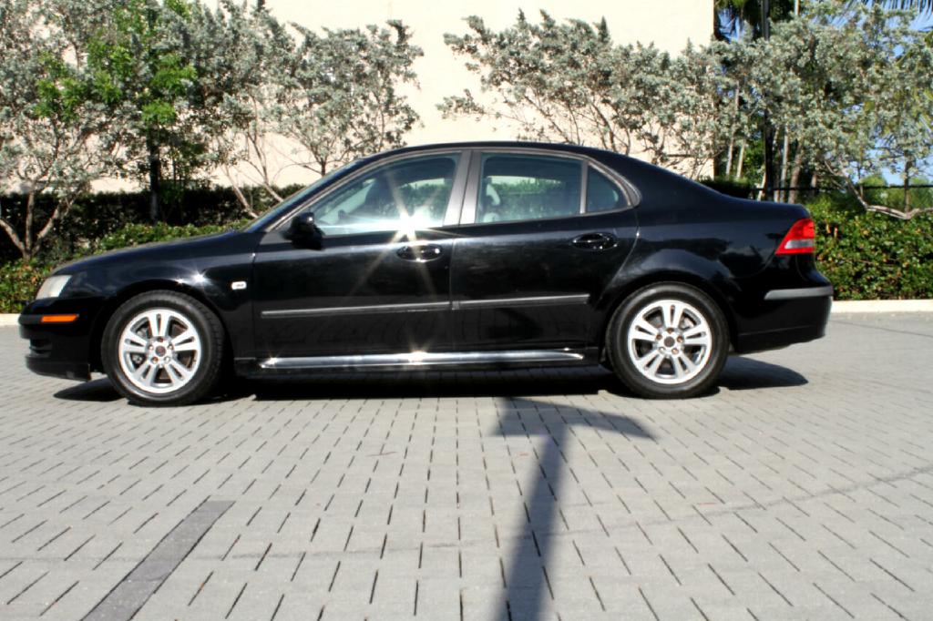 Photo 2 of this SAAB 9-3