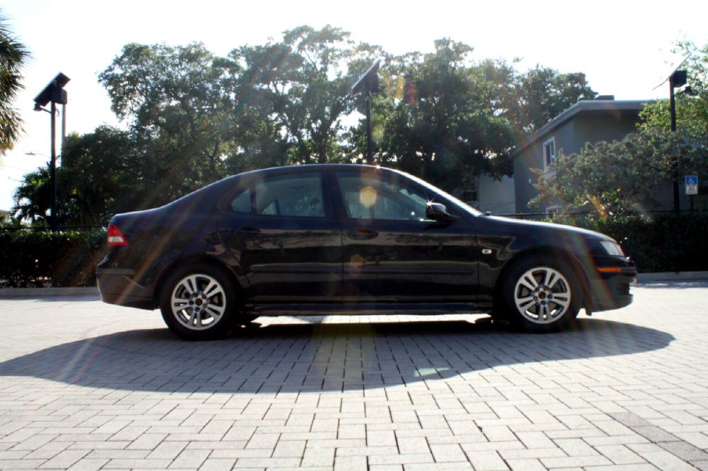 Photo 6 of this SAAB 9-3