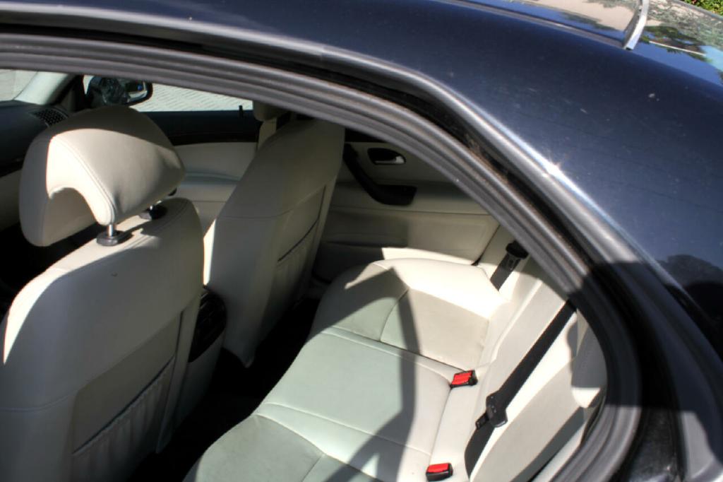 Photo 11 of this SAAB 9-3