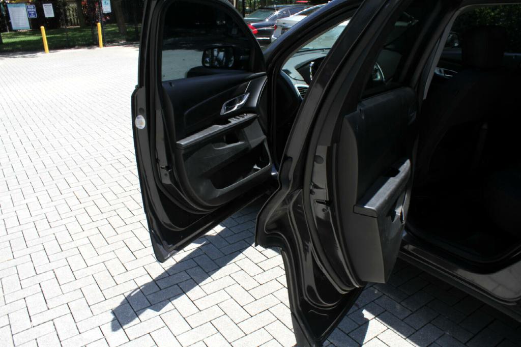 Photo 11 of this GMC TERRAIN