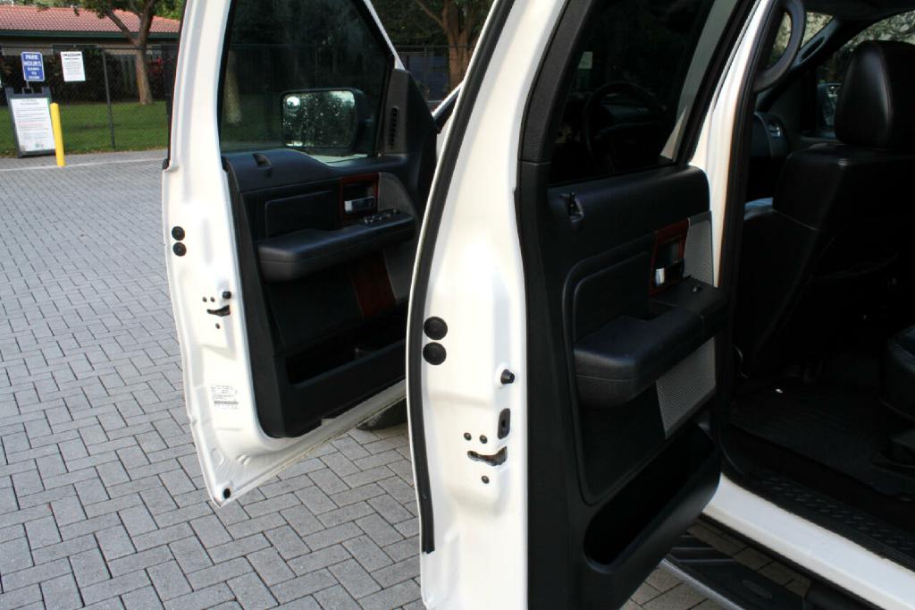 Photo 11 of this FORD F-150