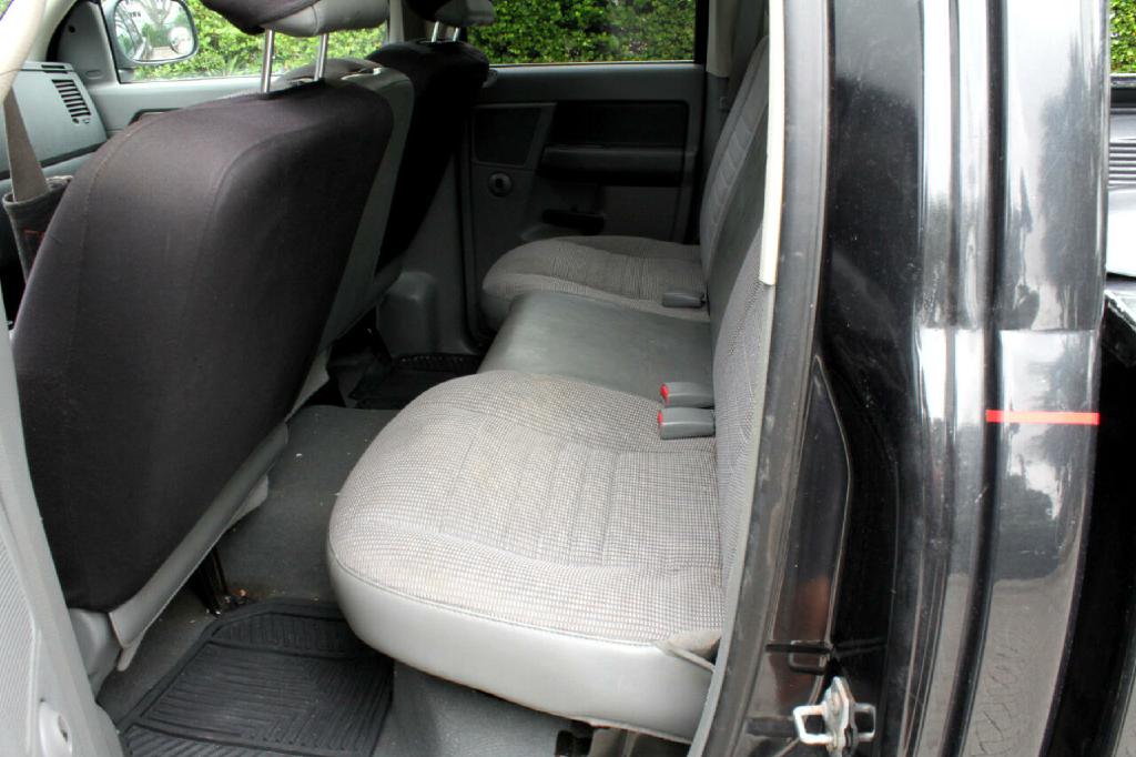 Photo 10 of this DODGE RAM 1500