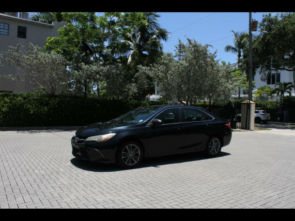 2016 TOYOTA CAMRY