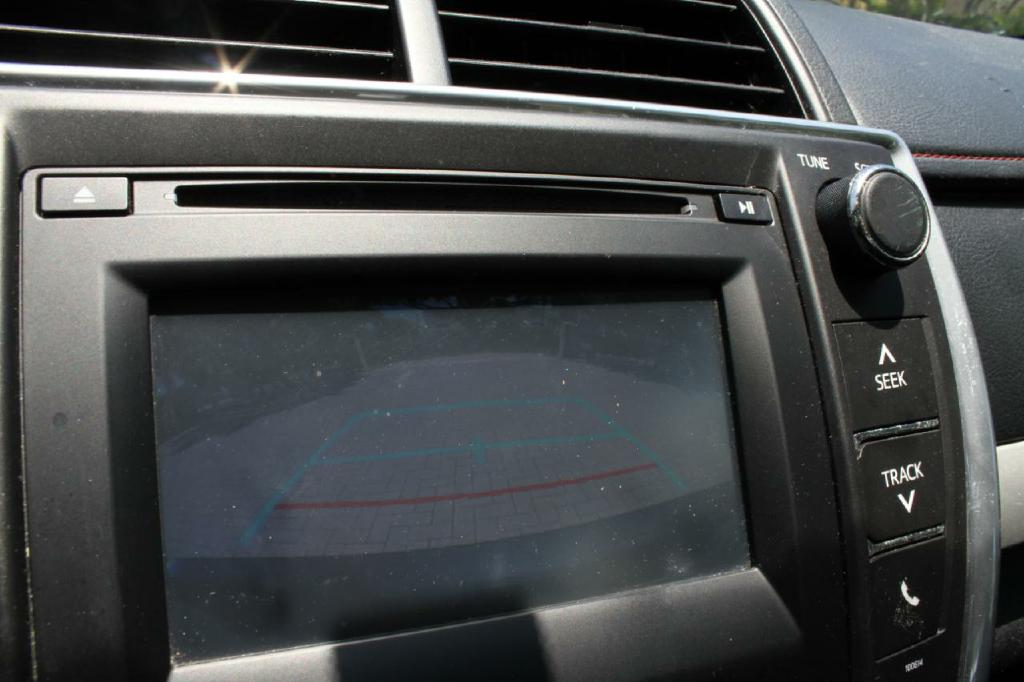 Photo 15 of this TOYOTA CAMRY