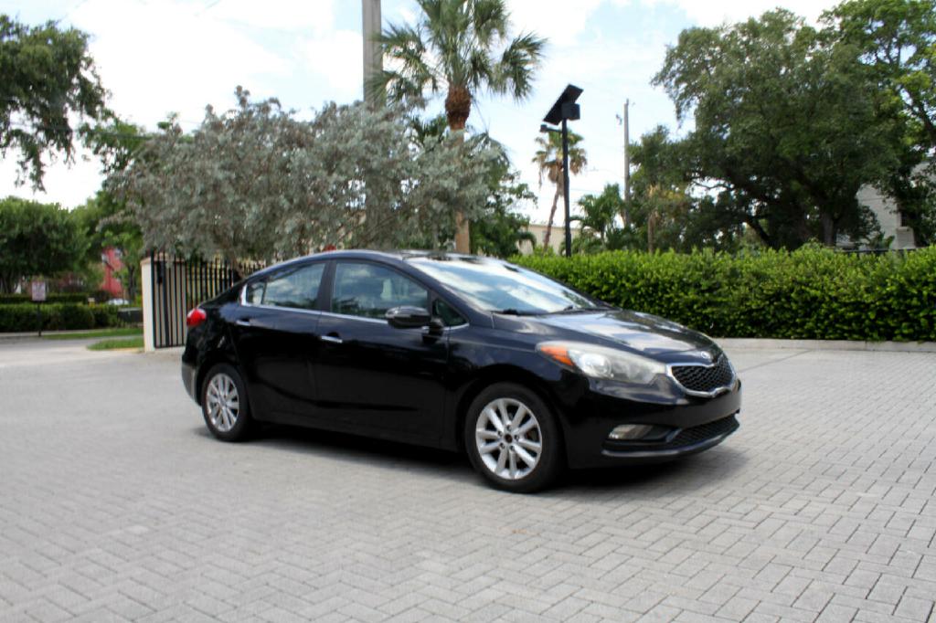 Photo 7 of this KIA FORTE