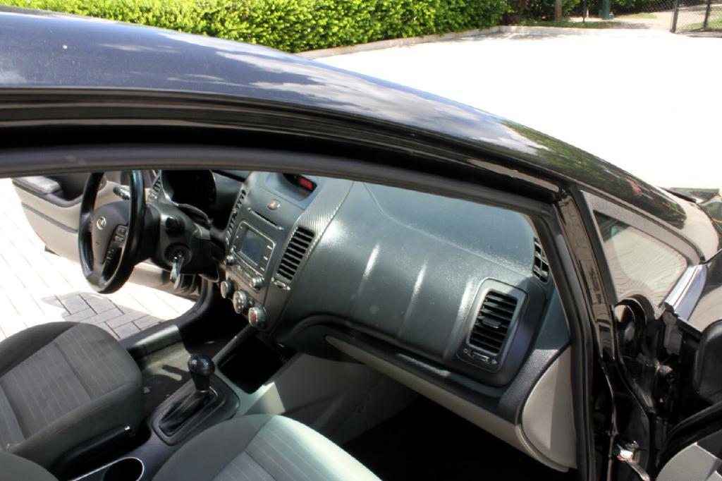 Photo 14 of this KIA FORTE