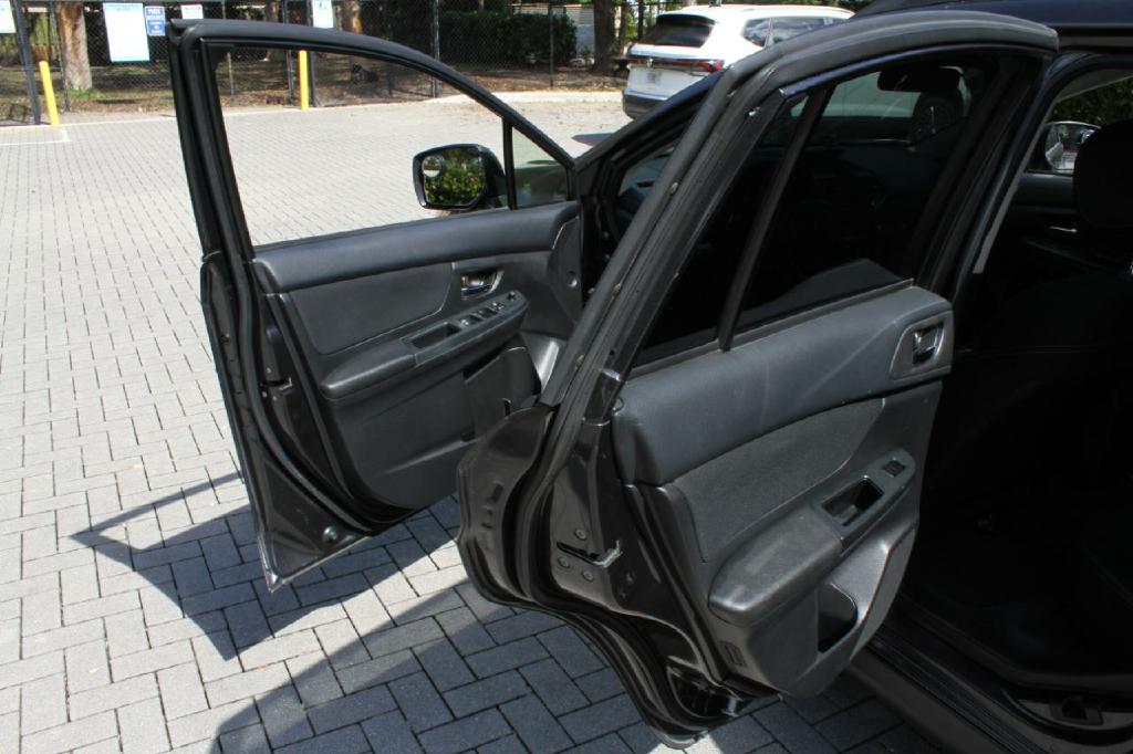 Photo 10 of this SUBARU XV CROSSTREK