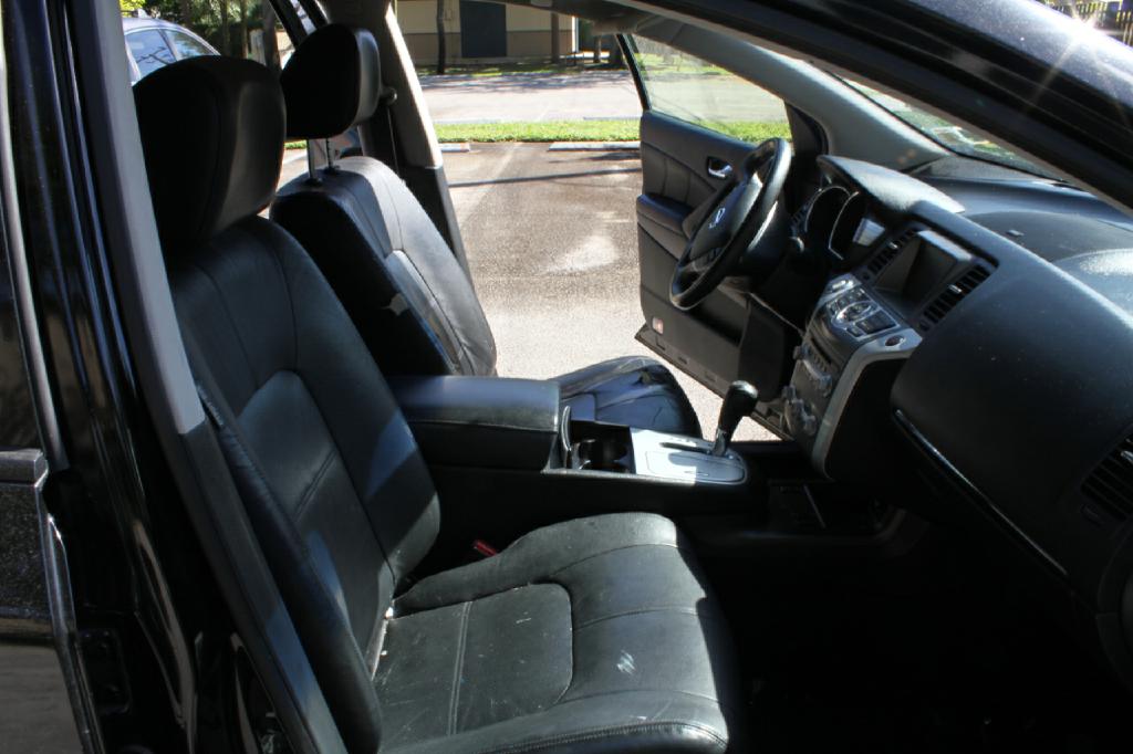 Photo 12 of this NISSAN MURANO